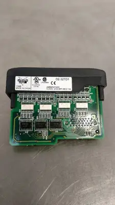 USED AutomationDirect D2-32TD1
