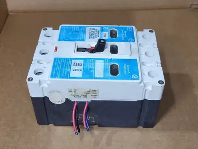 USED EATON CUTLER-HAMMER FDB3015S