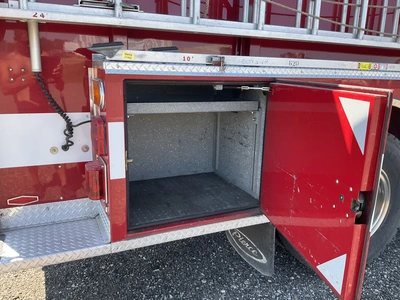 Used 1995 PIERCE SABER Fire Trucks Michigan US | Miedema Asset Management Group #1308087