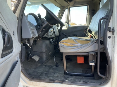 Used 2007 INTERNATIONAL 4300 Box trucks Michigan US | Miedema Asset Management Group #1568173