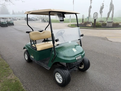 (1) 2017 E-Z-Go golf cart with a Kawasaki gas engine, model 625111G01, does not include Club canopy,...