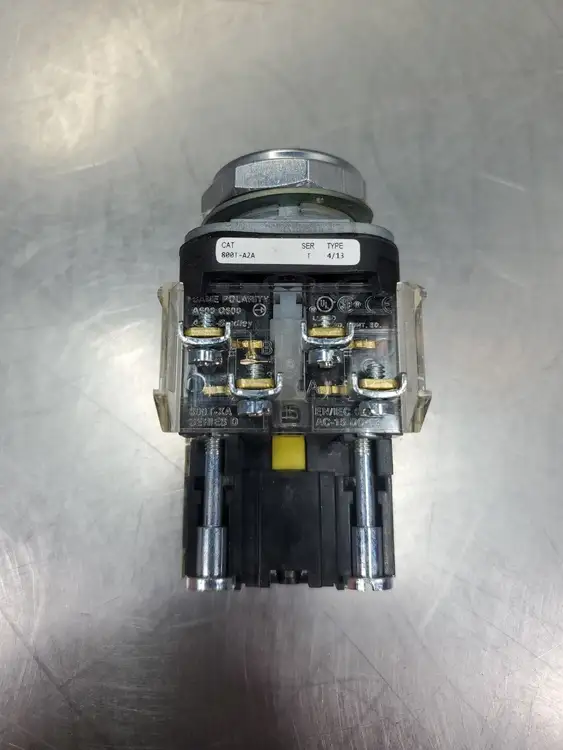 Used Allen-Bradley 800T-A2A Ser T Type 4/13 Black Pushbutton Switch Relays & Switches South Carolina US | Palmetto Automation #1160176
