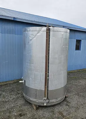 Used 4500 Gallon Tank, Stainless Steel, Insulated