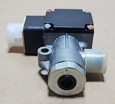 NEW SKF 171-210-055