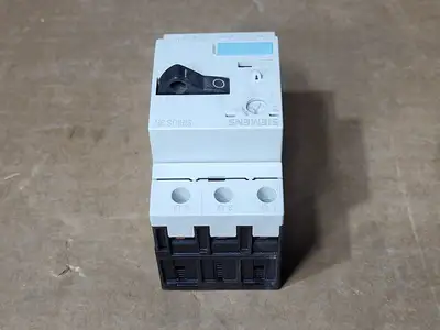 NEW SIEMENS 3RV1011-1HA10