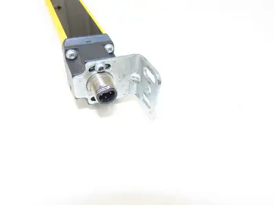 Schmersal SLC440COM-E-1290-14 Safety Light Curtain Emitter Only -Parts or Repair