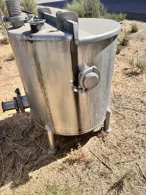 Used QUALTECH _UNKNOWN_ Stainless Steel Tanks California US | Machinery & Equipment #1506484