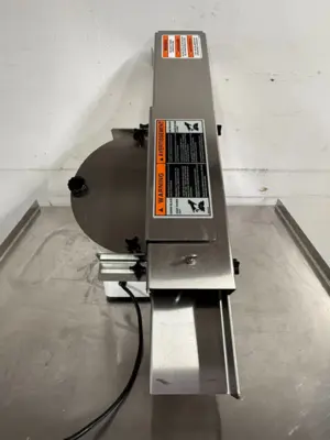 182-0199 2014 Oliver 702-N Bagel Slicer