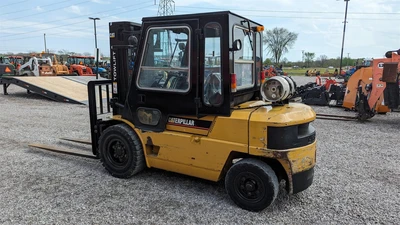 USED CATERPILLAR GPL40