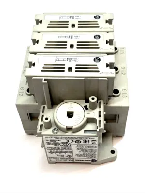 USED ALLEN-BRADLEY FUSED DISCONNECT SWITCH 30A 3-POLE CLASS J SER A