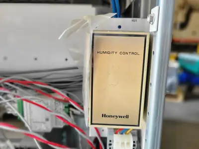 USED SQUARE D POWER-ZONE 4