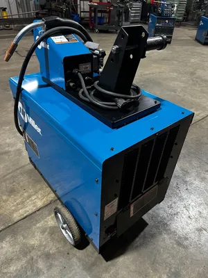 2014 MILLER DIMENSION 452 Mig Welders | Direct Industrial (4)