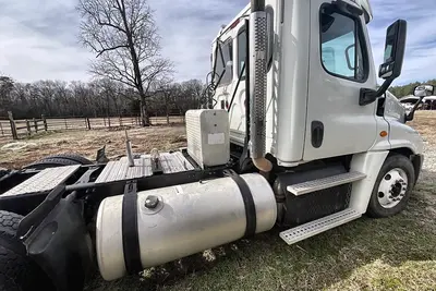 Used 2013 FREIGHTLINER DAY CAB Conventional trucks North Carolina US | Proxy Equipment #1385396