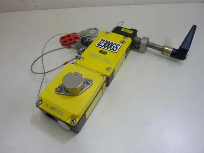 USED SICK IE 1000 ES1