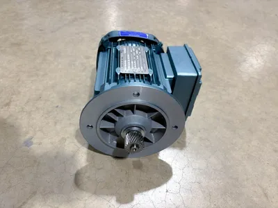 SEW-EURODRIVE DRS71M4FGTH Industrial Electric Motor | Buy Per Pound (5)