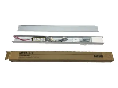 USED COOPER LIGHTING METALUX LIGHT FIXTURE 3' SN-130LRS-120V-U