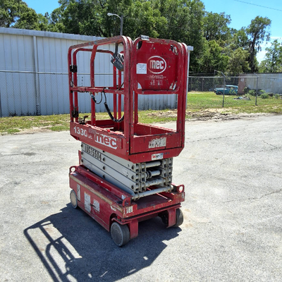 USED 2017 MEC 1330SE