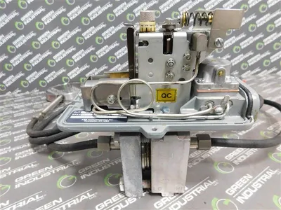 Taylor 323TD00763-00-05(87)-15337A Pneumatic Transmitter Span Adj 20/250 In New