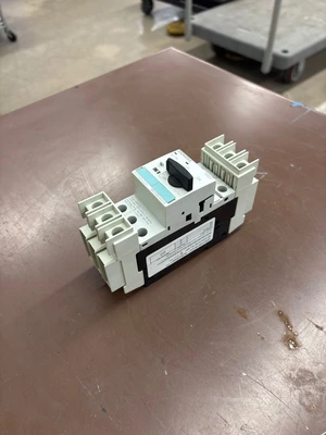 Used SIEMENS 4RV1721-4AD10 Circuit Breakers Illinois US | Aucto #1328665