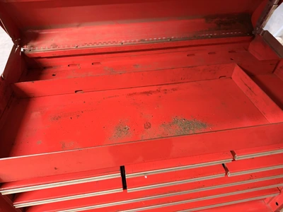 Used SNAP-ON 3 TOOL BOX SET INCLUDES ROLL AROUND, AND 2 ADDITIONAL STACKED TOOL BOXES. Tool Box Michigan US | Miedema Asset Management Group #1353219