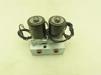Honeywell Skinner MBD-009 Solenoid Valve 4-Way 24VDC 150 PSI 1/4" NPT MBD005