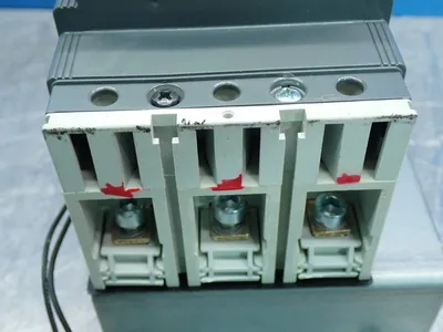 Used ABB TMAXT2H100 Circuit Breakers Ohio US | HGR 24 #981307