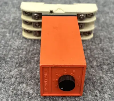 Used Carlo Gavazzi B121220 Relays & Switches California US | Davliegogo LLC #1707880