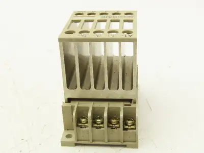 Omron G3JC-205BL Solid State Relay Contactor 12/24VDC Input  220V 3PH Out
