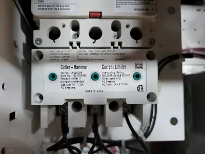 Used EATON SVX010A1-5A4N1 Switchgears British Columbia CA | Lenmark #240181