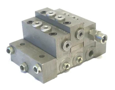 NEW TRABON 20SA-10SCL-10S MODULAR DIVIDER VALVE BLOCK 20SA10SCL10S
