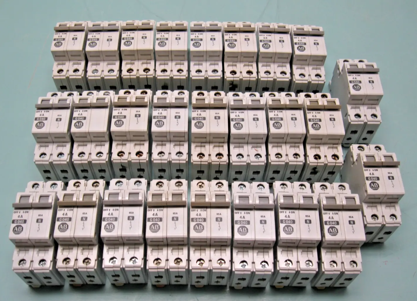 USED Allen-Bradley 1492-CB2