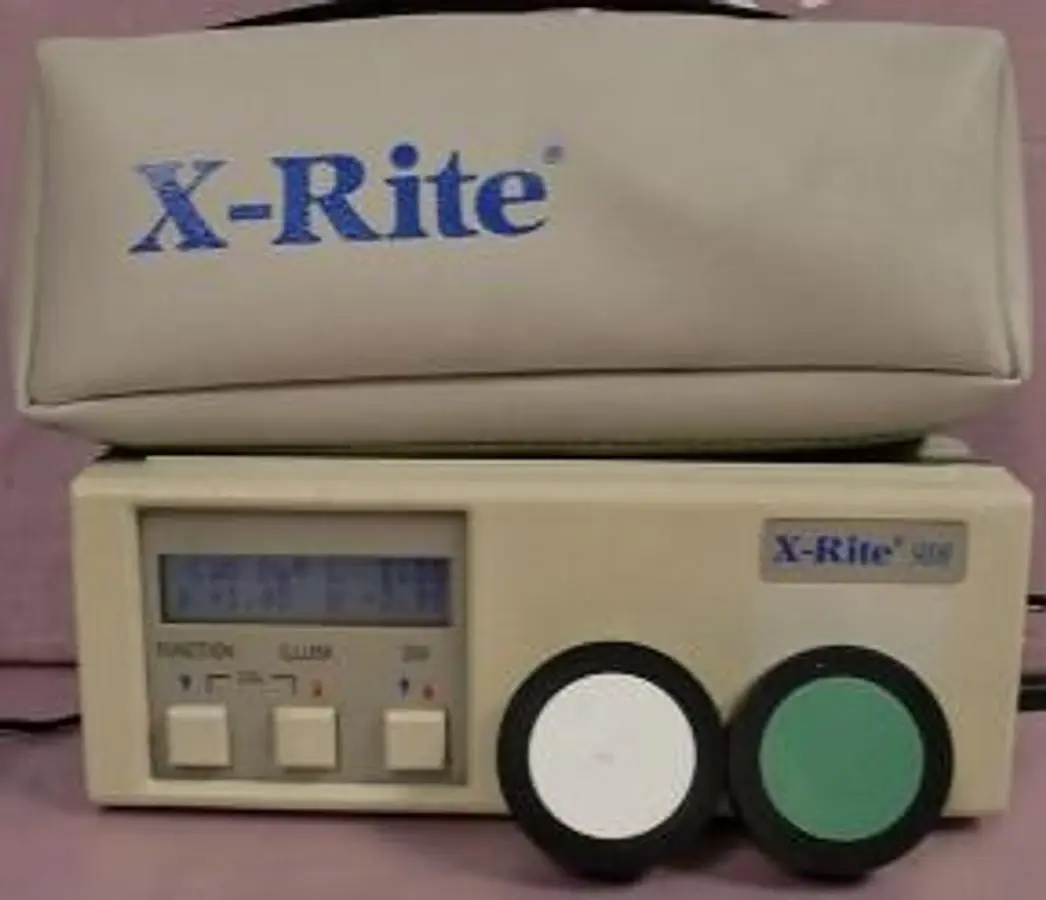 USED X-RITE - GRETAGMACBETH 136