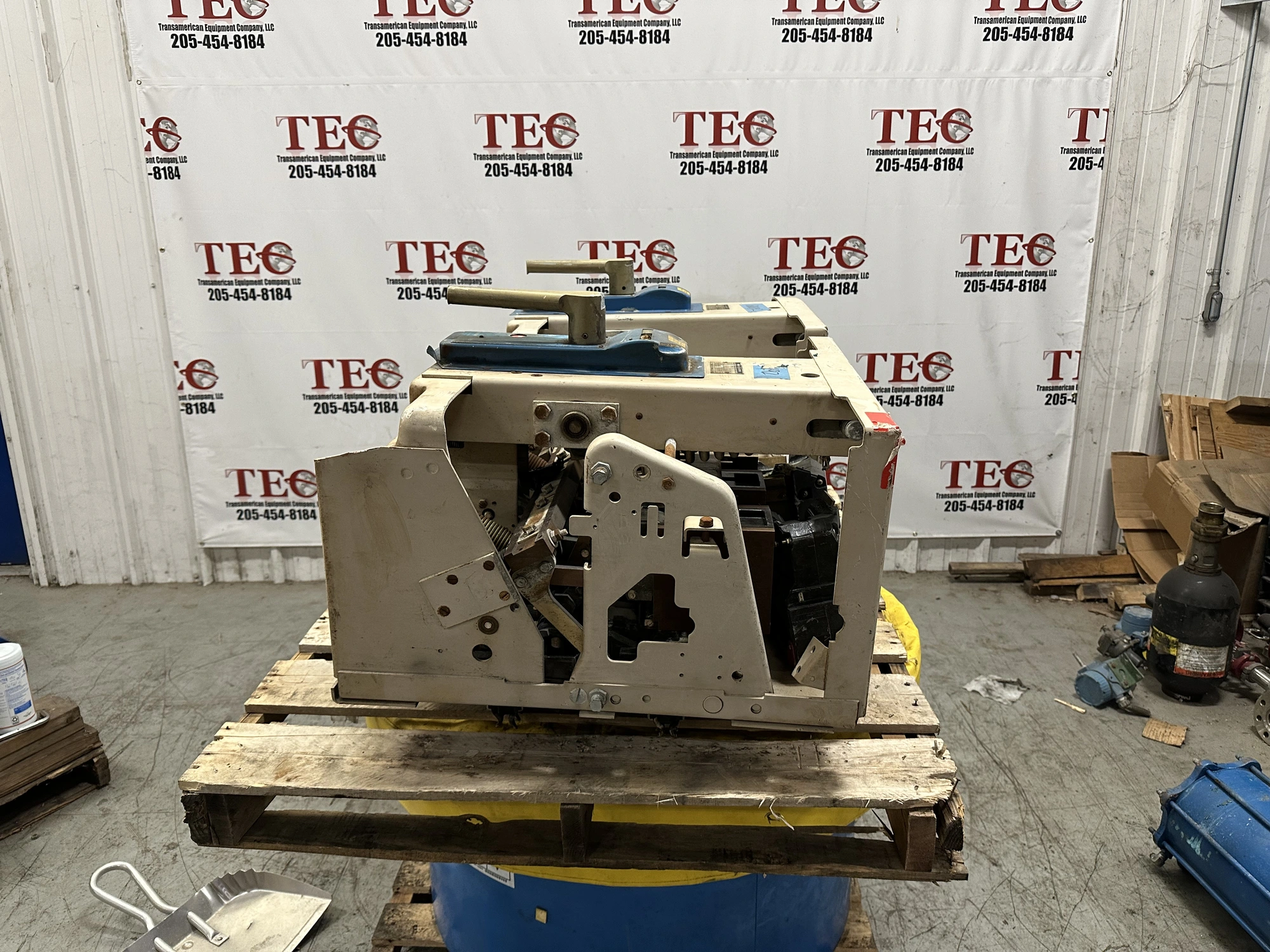 General Electric AK-2A-50 3 Pole 1600 Amp Circuit Breaker