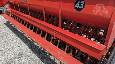 USED MASSEY FERGUSON 43