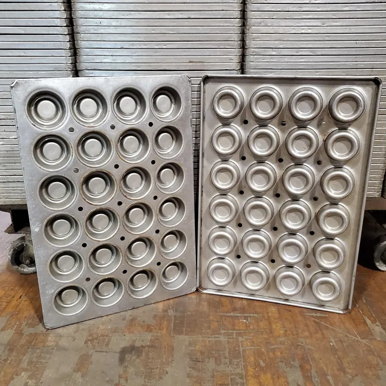 Used _UNKNOWN_ Dessert Cup Pans Georgia US | Envoy Equipment LLC #450124