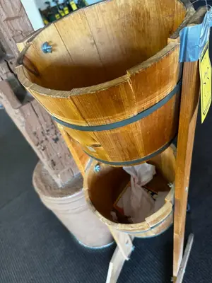 Used _UNKNOWN_ _UNKNOWN_ Miscellaneous Woodworking Equipment Ohio US | Myron Bowling Auctioneers Inc #1574218