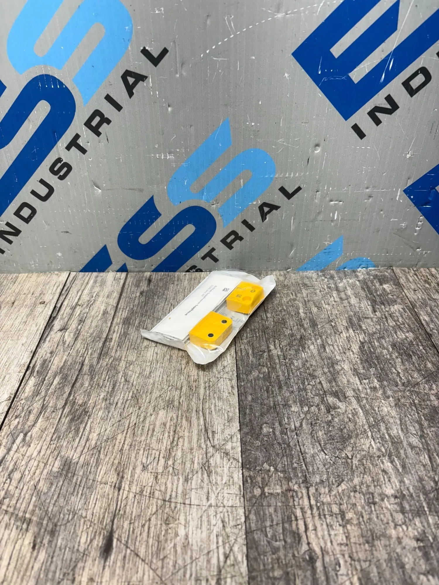 USED PILZ 514120 & 524122