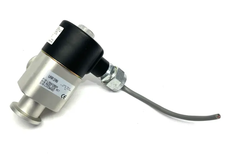 Used VARIAN ANGLED BELLOWS VALVE, PETER PAUL O72X00130CM SOLENOID OPERATOR Valves/Fittings Michigan US | Maverick Industrial Sales #1088867