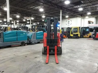 USED 2020 RAYMOND 425-C40QM