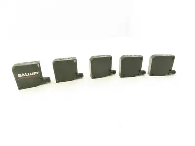 Balluff BOS0089 Cubic Diffuse Sensor w/Different Light Types 60cm Range Lot of 5