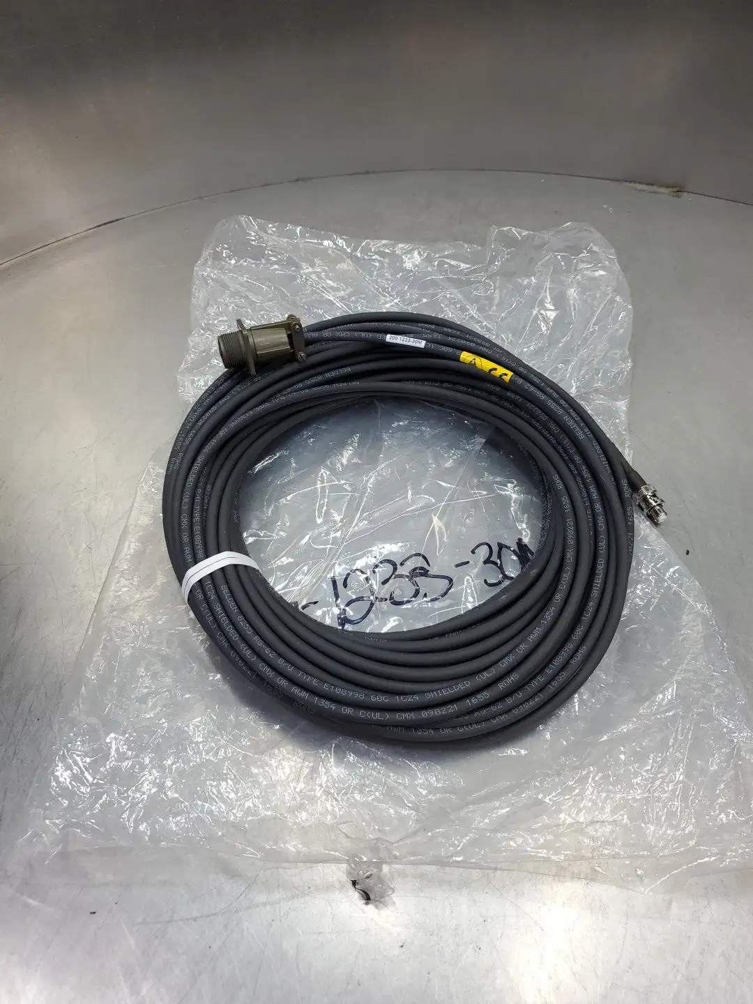USED Belden 200-1233-30M PLC Cable, 3-PIN Connector