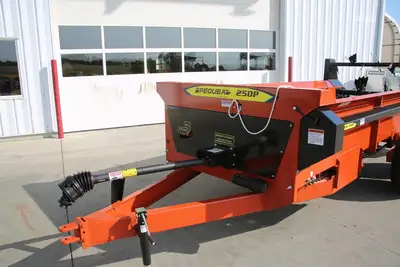 New | in-Stock 2026 PEQUEA 250P Manure Spreaders Pennsylvania US | Zimmerman Farm Service #1410057