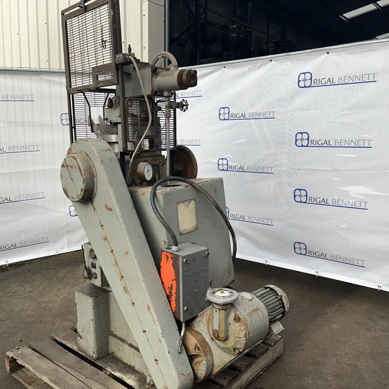 Courtoy 20 Head Rotary Tablet Press R33