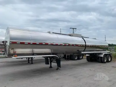Used 2006 BRENNER _UNKNOWN_ Tanker Trailers Indiana US | Lakeshore Equipment Sales #1546565