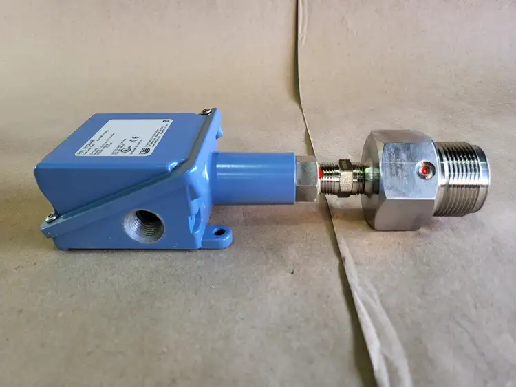 New | in-Stock UNITED ELECTRIC H100-491 Switchgears British Columbia CA | Lenmark #240721