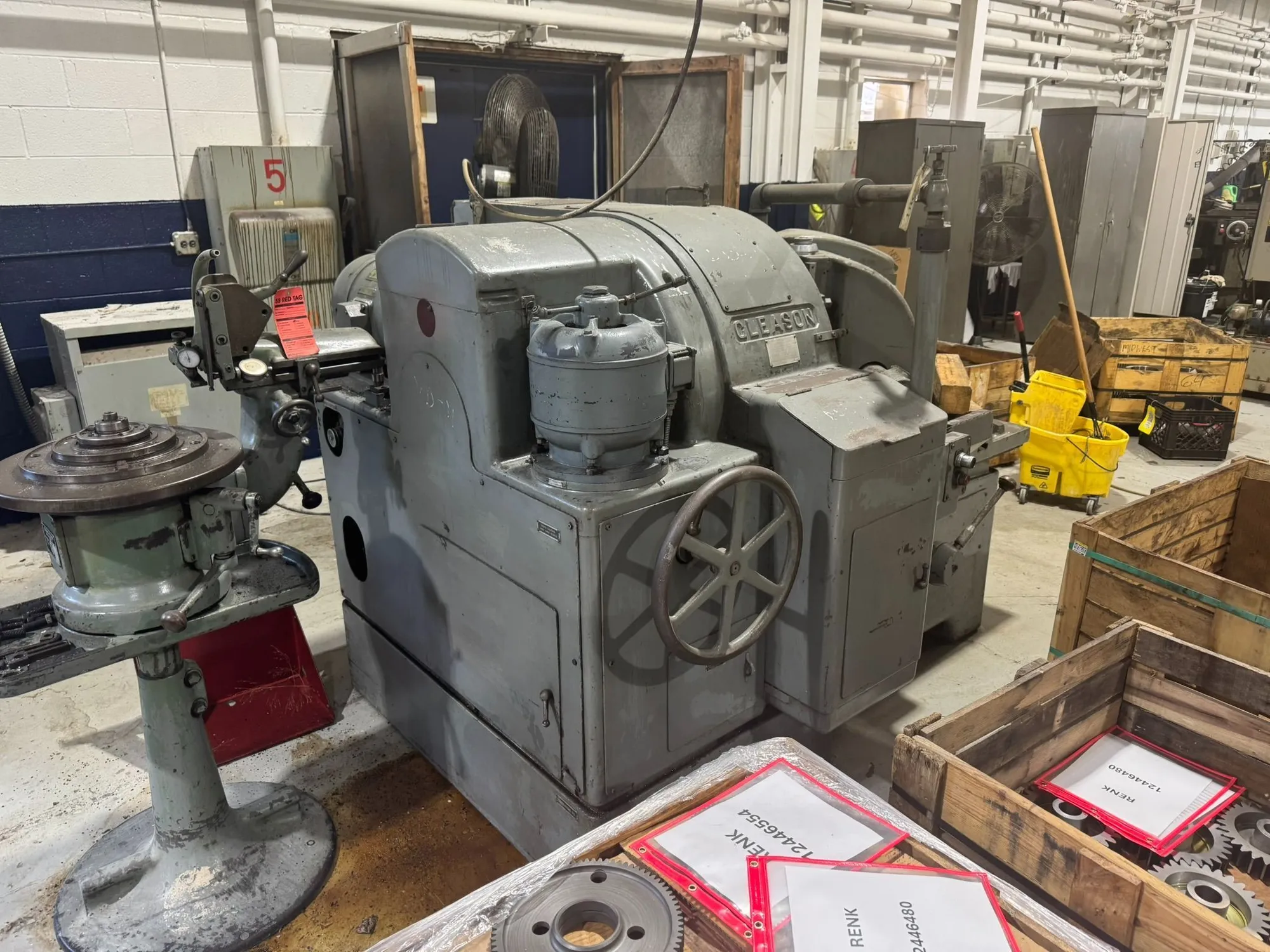 USED GLEASON 16