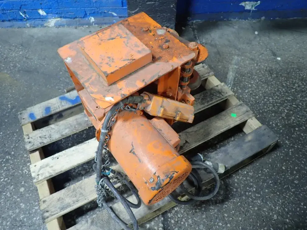 Saturn Engineering 1000 Lbs Monorail Drive Tractor