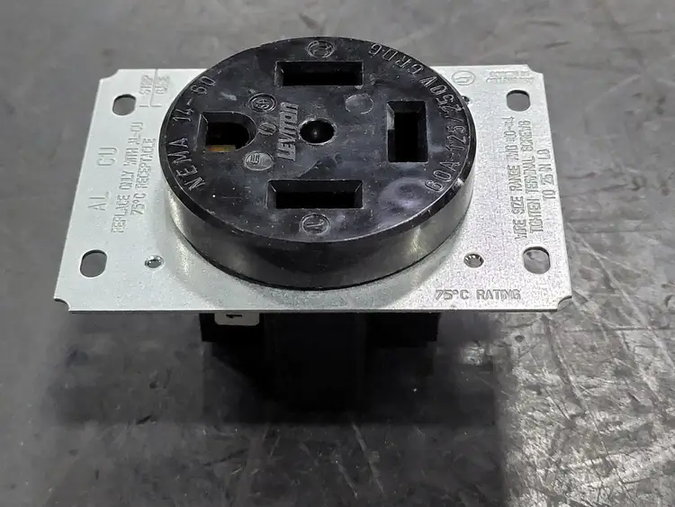 New | in-Stock LEVITON 9460 Cable & Wire British Columbia CA | Lenmark #247388