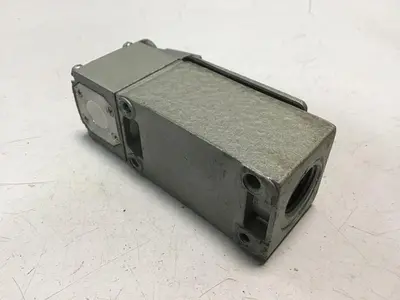 USED TELEMECANIQUE C2JK05