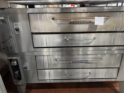 USED BAKER'S PRIDE Y602